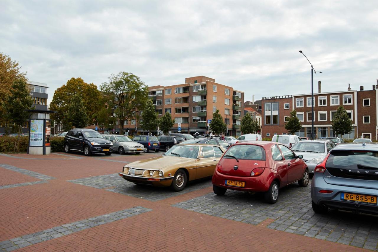 #Rijnstudio Airborne Hotel Arnhem Buitenkant foto